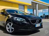 Usata Volvo V40 Business Edition 120 CV (88 kW) 2017 Nero Berlina