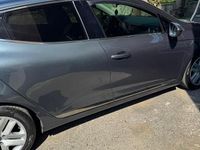 Usata Renault Clio V 101 CV (74 kW) 2021 Grigio Berlina