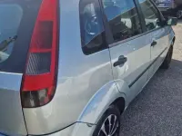Usata Ford Fiesta 75 CV (55 kW) 2003 Grigio Utilitaria