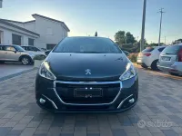 Usata Peugeot 208 Allure 75 CV (55 kW) 2017 Grigio Utilitaria