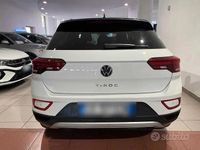 Usata VW T-Roc Life 110 CV (80 kW) 2022 Bianco SUV