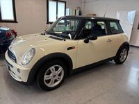 Usata Mini ONE 90 CV (66 kW) 2006 Utilitaria