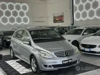 Usata Mercedes B150 95 CV (69 kW) 2007 Grigio Monovolume