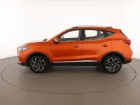 Usata MG ZS Luxury 106 CV (77 kW) 2024 Arancio SUV