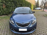Usata Lancia Ypsilon Gold 69 CV (50 kW) 2023 Blu/azzurro Utilitaria