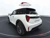 Novo Mini Cooper Classic 114 kW (156 HP) 2025 Branco Citadino