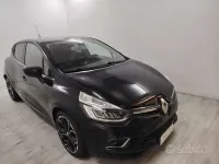 Usata Renault Clio IV 90 CV (66 kW) 2017 Grigio Berlina