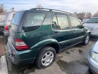 Usata Mercedes ML270 163 CV (119 kW) 2001 Verde SUV