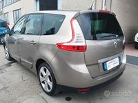 Usata Renault Scénic III 2010 Grigio Monovolume