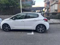 Usata Peugeot 208 Allure 75 CV (55 kW) 2017 Utilitaria