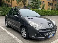 Usata Peugeot 206+ 68 CV (50 kW) 2011 Nero Utilitaria