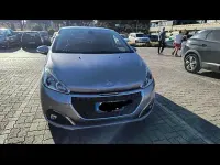 Usata Peugeot 208 82 CV (60 kW) 2019 Grigio Utilitaria