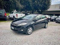 Usata Ford Fiesta Titanium 82 CV (60 kW) 2010 Nero Utilitaria