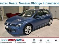 Usata VW Golf VIII Style 150 CV (110 kW) 2025 Anemone blu Berlina
