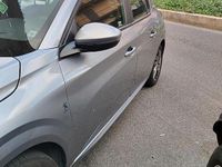 Usata Peugeot 208 102 CV (75 kW) 2021 Utilitaria