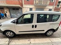 Usata Fiat Doblò Lounge 95 CV (69 kW) 2019 Bianco Monovolume