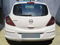 Usata Opel Corsa 101 CV (74 kW) 2011 Bianco Utilitaria