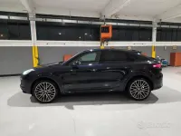 Usata Porsche Cayenne Coupe 340 CV (250 kW) 2020 Blu/azzurro SUV