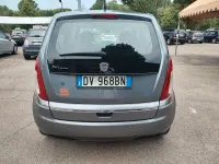 Usata Lancia Musa 95 CV (69 kW) 2009 Argento Monovolume