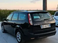 Usata Ford Focus 109 CV (80 kW) 2010 Nero Berlina