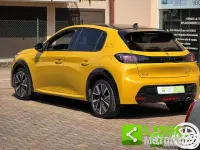 Usata Peugeot 208 GT 102 CV (75 kW) 2022 Giallo Utilitaria