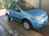 Usata Fiat Panda 4x4 Climbing 60 CV (44 kW) 2005 Blu/azzurro Utilitaria