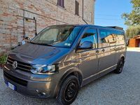 Usata VW Caravelle 150 CV (110 kW) 2010 Grigio Monovolume