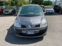 Usata Renault Modus Dynamique 85 CV (62 kW) 2009 Grigio Monovolume