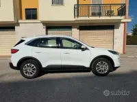 Usado Ford Kuga Business Edition 120 CV (88 kW) 2022 Blanco SUV
