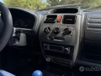Usata Opel Agila Club 69 CV (50 kW) 2006 Blu Monovolume