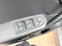 Usata Renault Captur Business 116 CV (85 kW) 2021 Grigio SUV