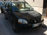 Usata Suzuki Ignis GL 83 CV (61 kW) 2002 Nero Utilitaria