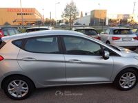 Usata Ford Fiesta 69 CV (50 kW) 2019 Argento Berlina