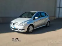 Usata Mercedes B160 Premium 95 CV (69 kW) 2011 Grigio Utilitaria