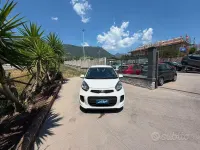 Usata Kia Picanto Active 67 CV (49 kW) 2016 Utilitaria