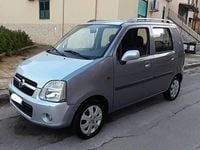 Usata Opel Agila Enjoy 69 CV (50 kW) 2005 Argento Monovolume