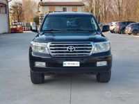 usata Toyota Land Cruiser V8 4.5 d GANCIO TRAINO-7POSTI