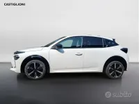 Usata Lancia Ypsilon 101 CV (74 kW) 2025 Bianco Utilitaria
