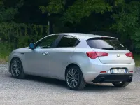Usata Alfa Romeo Giulietta Exclusive 170 CV (125 kW) 2011 Grigio Utilitaria