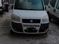Begagnad Fiat Doblò 85 HK (62 kW) 2007 Vit Minibuss