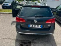 Usata VW Passat 170 CV (125 kW) 2011 Grigio Station wagon