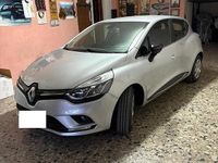 Usata Renault Clio IV 75 CV (55 kW) 2017 Grigio Berlina