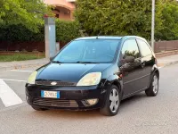 Usata Ford Fiesta Zetec 80 CV (58 kW) 2002 Nero Utilitaria