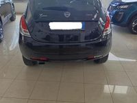 Usata Lancia Ypsilon Gold 69 CV (50 kW) 2021 Utilitaria