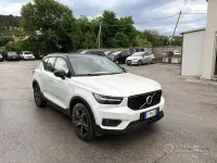 Usata Volvo XC40 R-Design 190 CV (139 kW) 2018 Bianco SUV