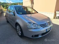 Usata VW Golf IV Sportline 140 CV (102 kW) 2005 Grigio Berlina