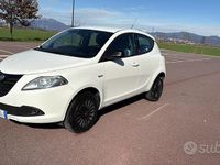 Usata Lancia Ypsilon 80 CV (58 kW) 2015 Utilitaria