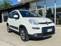 Usata Fiat Panda 4x4 S 84 CV (61 kW) 2017 Bianco Utilitaria