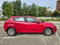 Usata Alfa Romeo Giulietta Impression 105 CV (77 kW) 2015 Rosso Utilitaria