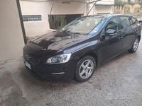 Usata Volvo V60 120 CV (88 kW) 2016 Nero Station wagon